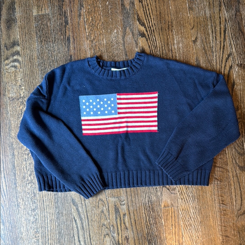 Moon & Madison Pullover Cropped Flag Sweater